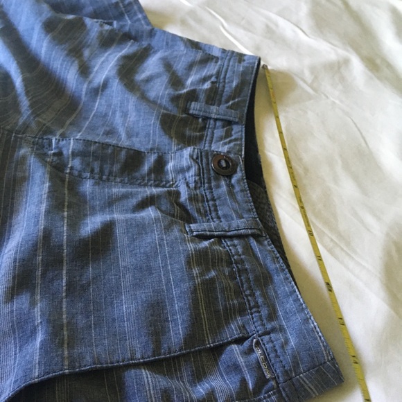 Volcom Blue-Gray Stripes Frickin Surf N' Turf Mix Hybrid Shorts Size 29 - Picture 7 of 8